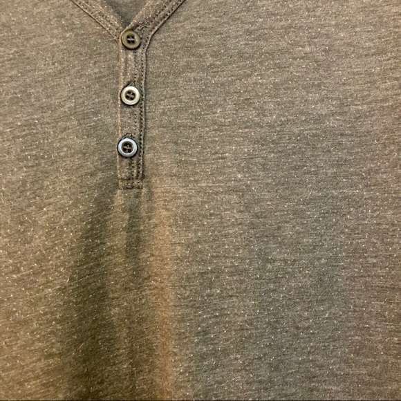 CEDARWOOD STATE short sleeve green henley - Picture 4 of 6